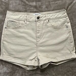 FORVER 21 TAN CUFF SHORTS